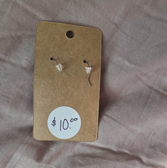 🎁 Light It Up Blue Star Skull Earrings - Picture 3 of 3